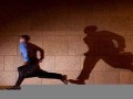 梦见被别人追杀(周公解梦大全现代梦境查询)