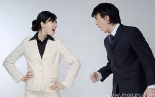 梦见和人吵架(梦见和人吵架自己很生气)